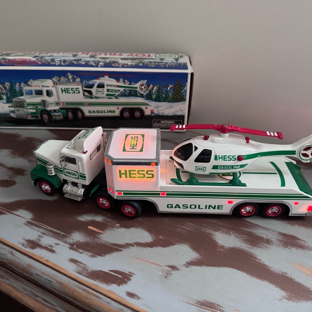 Hess 1995 Toy Truck and Helicopter Set (Green and White) with Lights